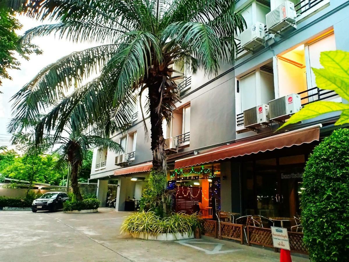 Beerapan Hotel Banguecoque Exterior foto